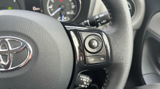 Toyota Yaris 1.5 Hybrid Icon Tech 5dr CVT Hybrid Hatchback